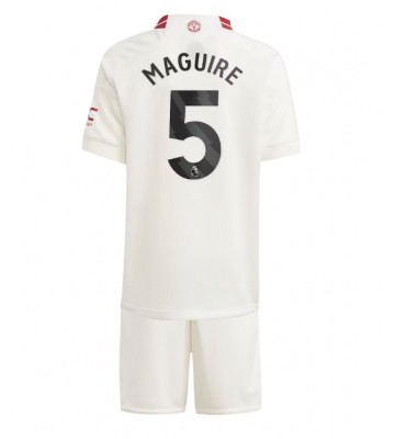 Manchester United Harry Maguire #5 Tredjeställ Barn 2023-24 Kortärmad (+ Korta byxor)